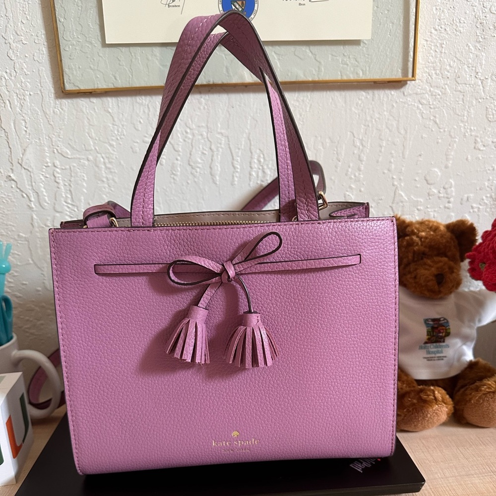 MOVING SALE | KATE SPADE Leather Hayes Small Tasselled Bow Satchel